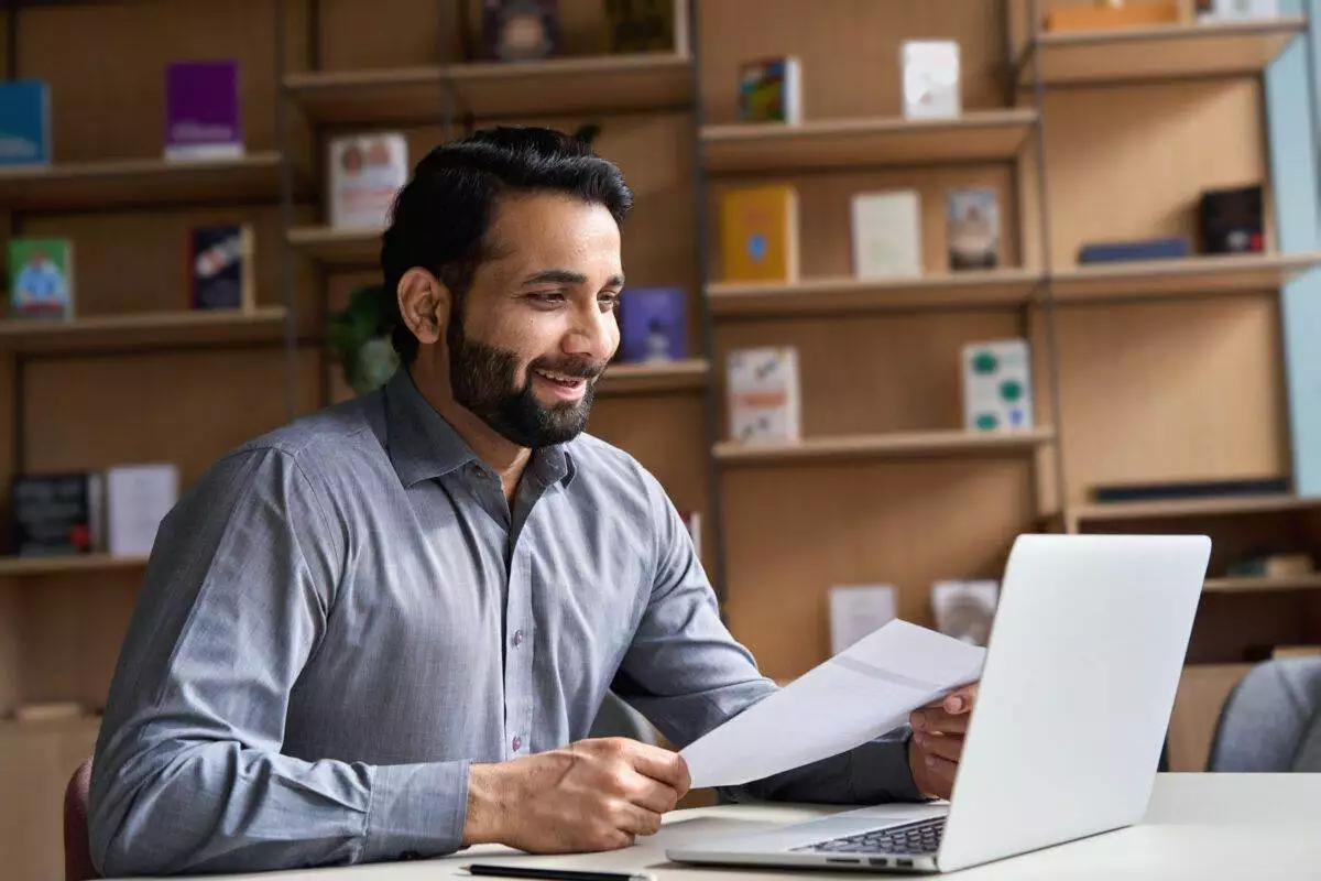 Maximizing the Impact of Your PhD Experience on a CV: Crafting an Effective CV