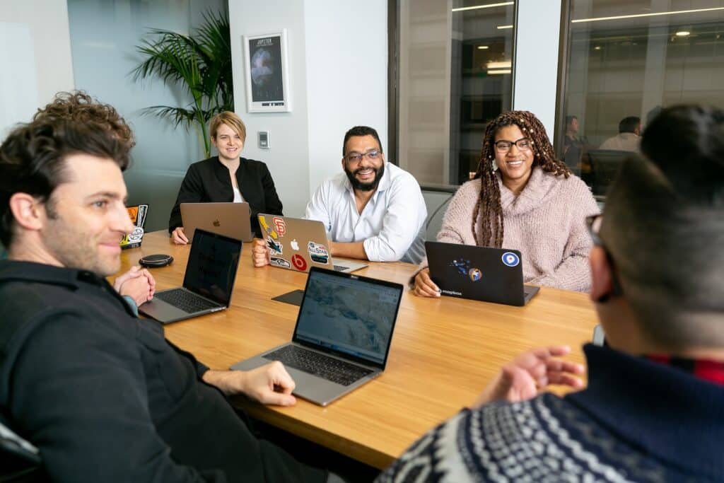Successful Transition from Graphic Design to International Education Careers | UniGlobal Careers